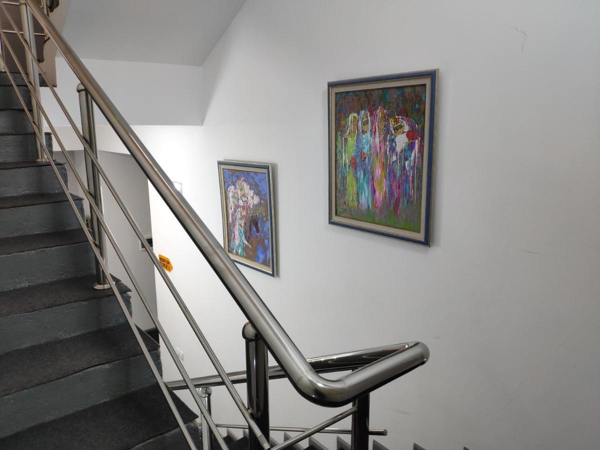 Jules Verne Hostel Tashkent Exterior photo